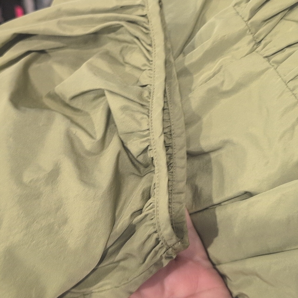 Aritzia Wilfred  Fantasy Babydoll Dress Pistachio Green Puff Sleeve - Picture 9 of 9